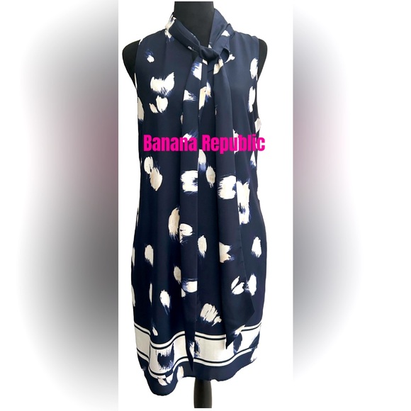 Banana Republic Dresses & Skirts - Banana Republic Blue & White Dress- medium🪻🪻